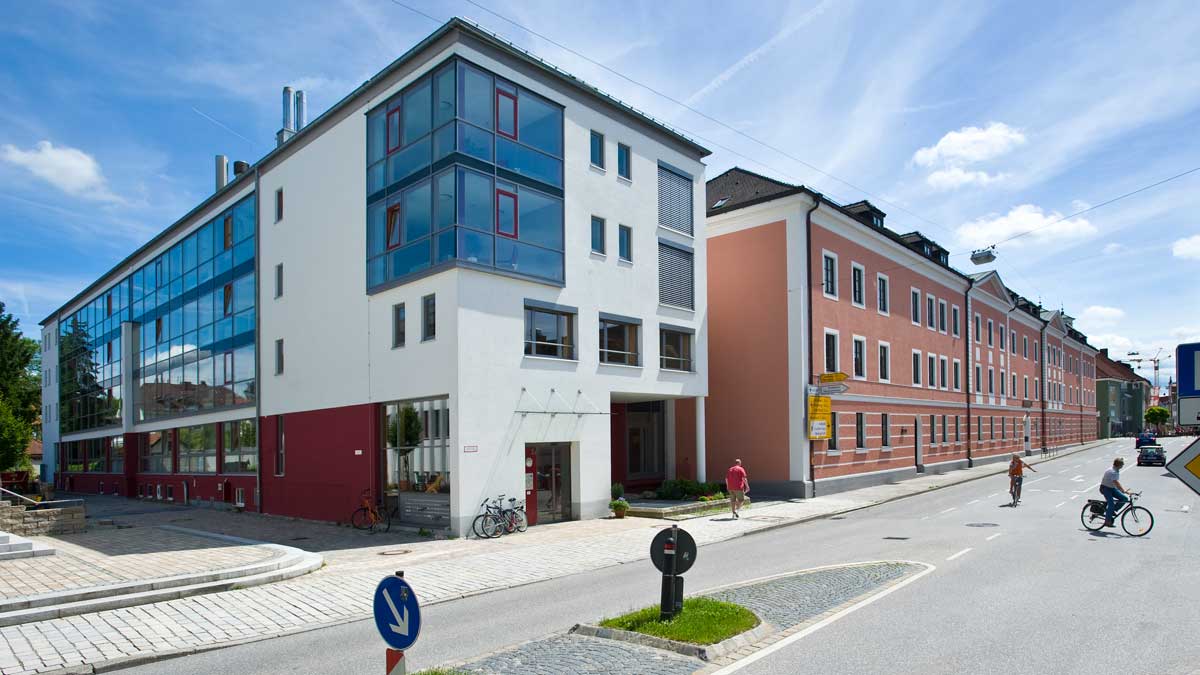 Außenansicht des Bürgerheimes in Weilheim