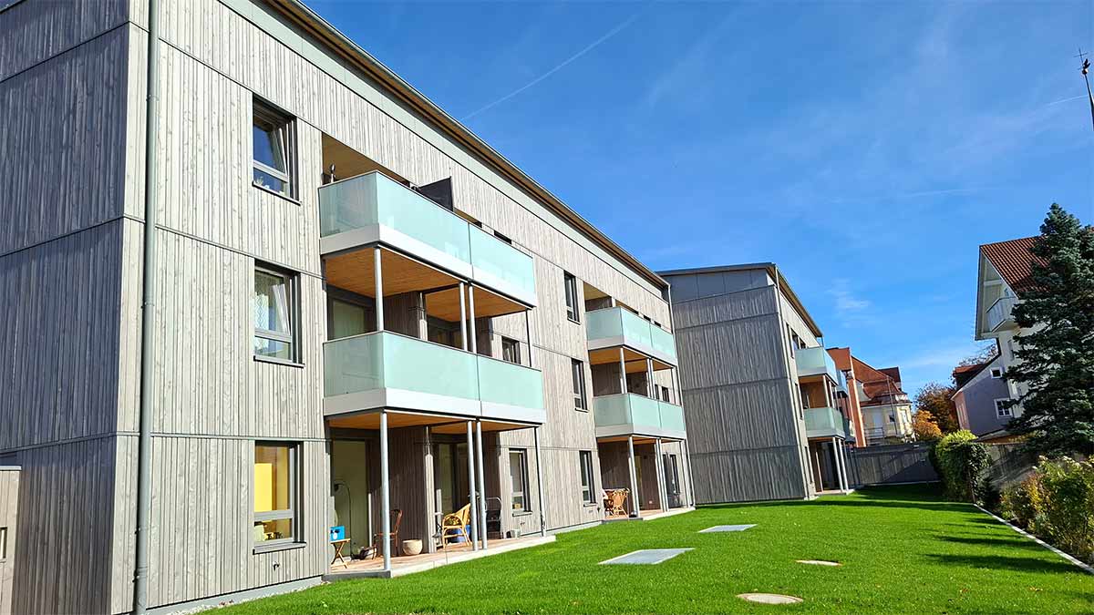 Außenansicht des Gebäudes Garten